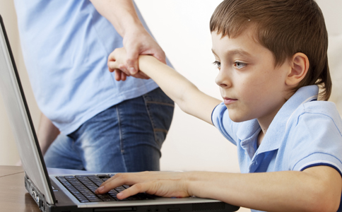 孩子沉迷网络，父母束手无策，怎么办？